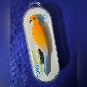 Corkatoo double-hinged corkscrew Bottle Opener - Orange and Blue - NWT - sealed
